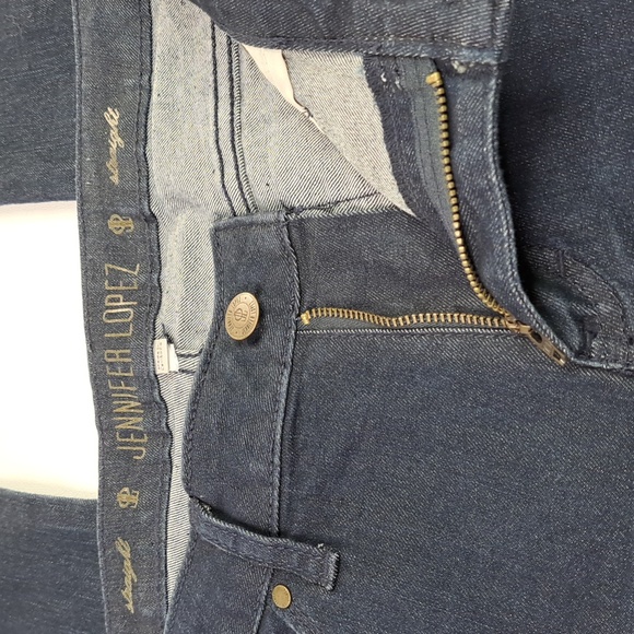 Jennifer Lopez Straight Dark Wash Zipper Leg Opening Blue Jeans Size 8 - Picture 13 of 14